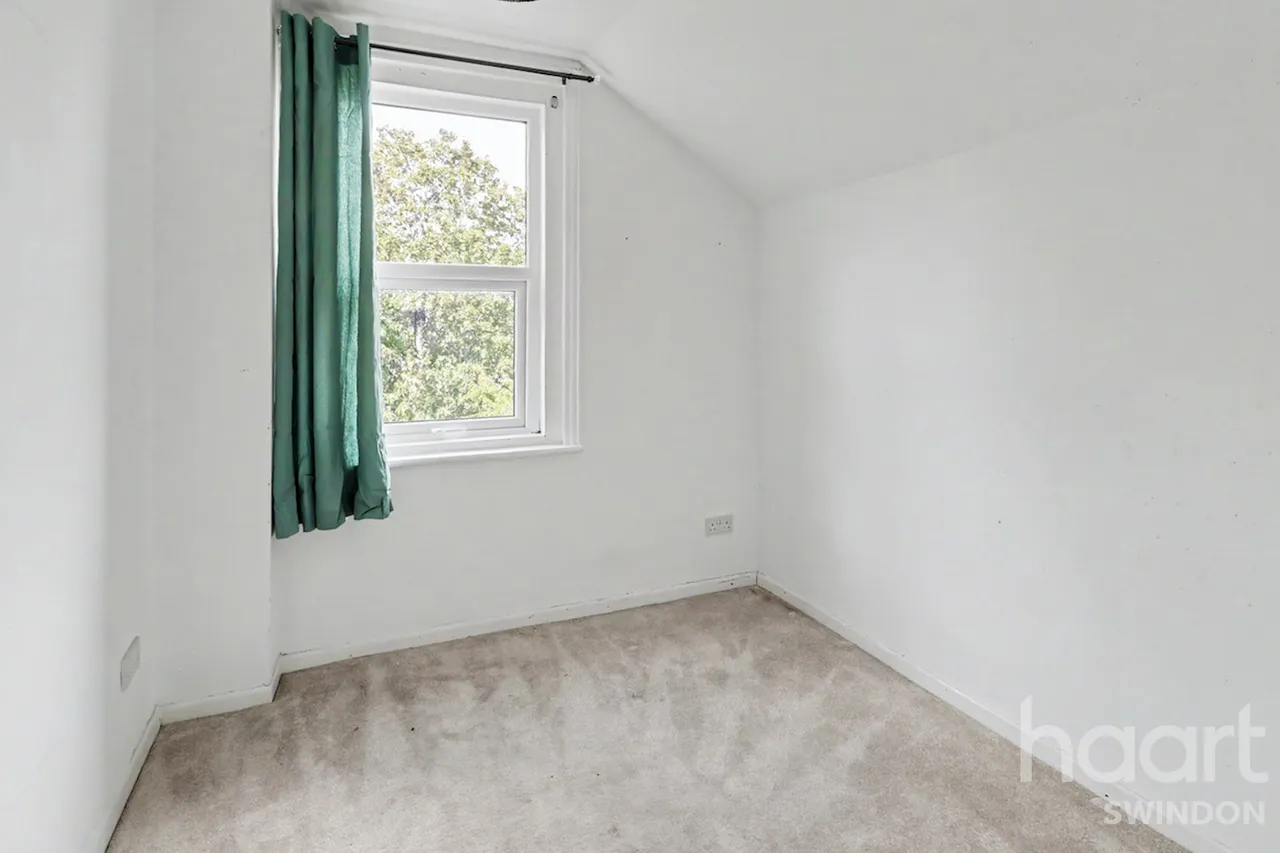 North Street, Swindon, SN1, photo 11