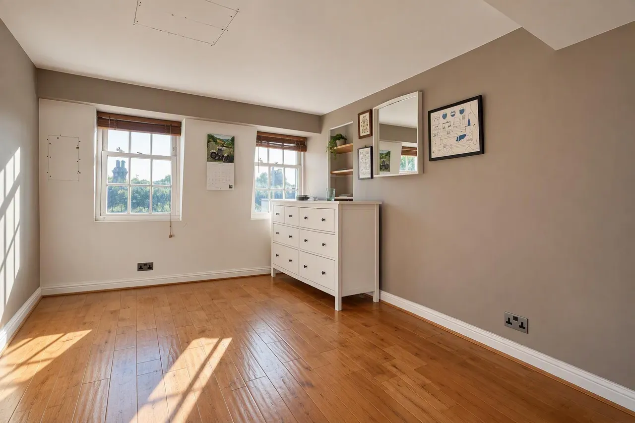 Montefiore Street, SW11, photo 11