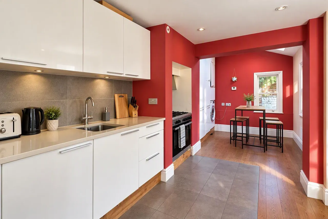 Montefiore Street, SW11, photo 4