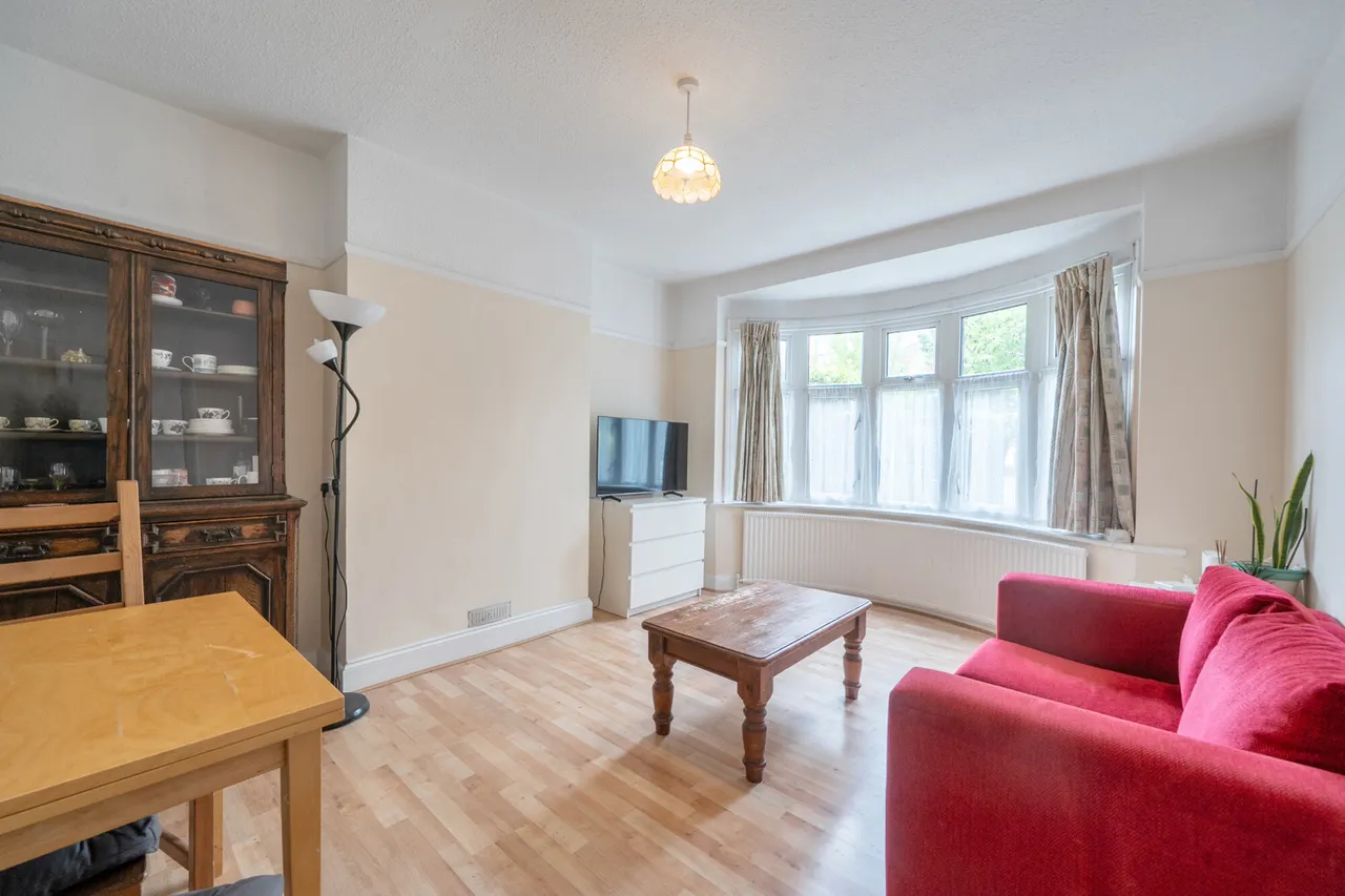 Shaftesbury Avenue, South Harrow, HA2, photo 4