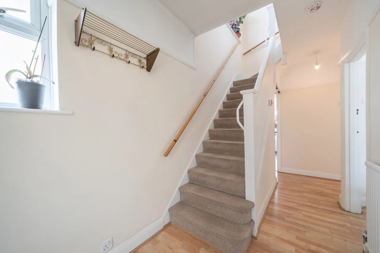 Shaftesbury Avenue, South Harrow, HA2, photo 16