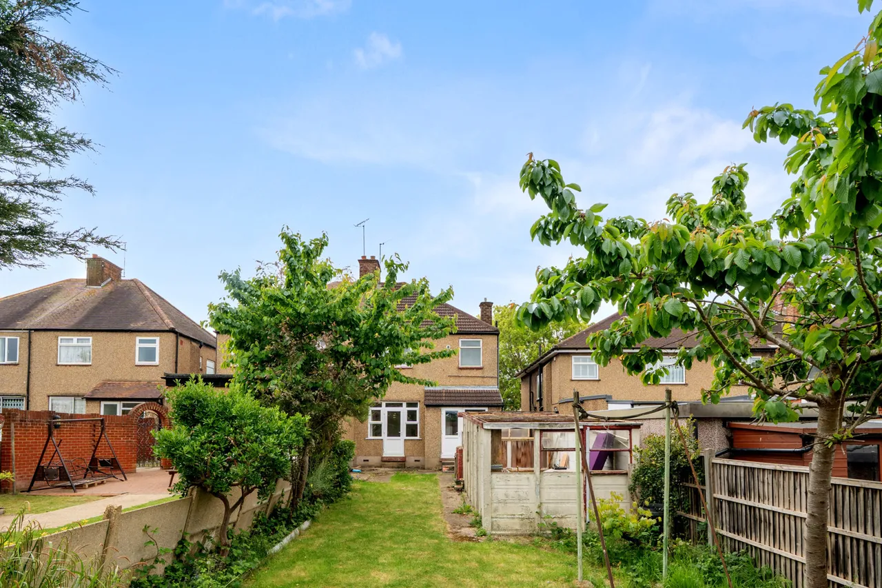 Shaftesbury Avenue, South Harrow, HA2, photo 15