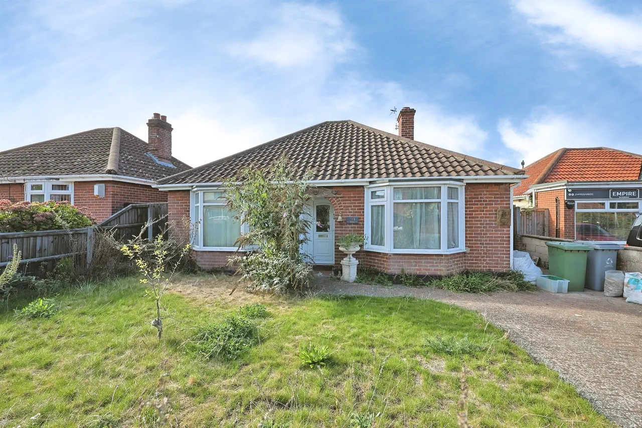 2 bed house for sale, Reepham Road, Norwich, NR6