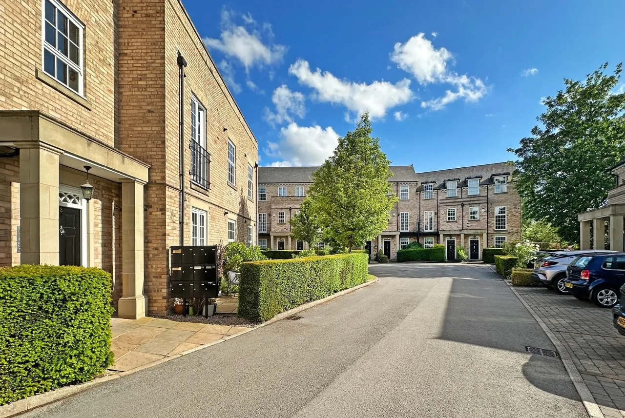3 Quarrymans View, Timperley, Cheshire WA15 7SB, photo 23