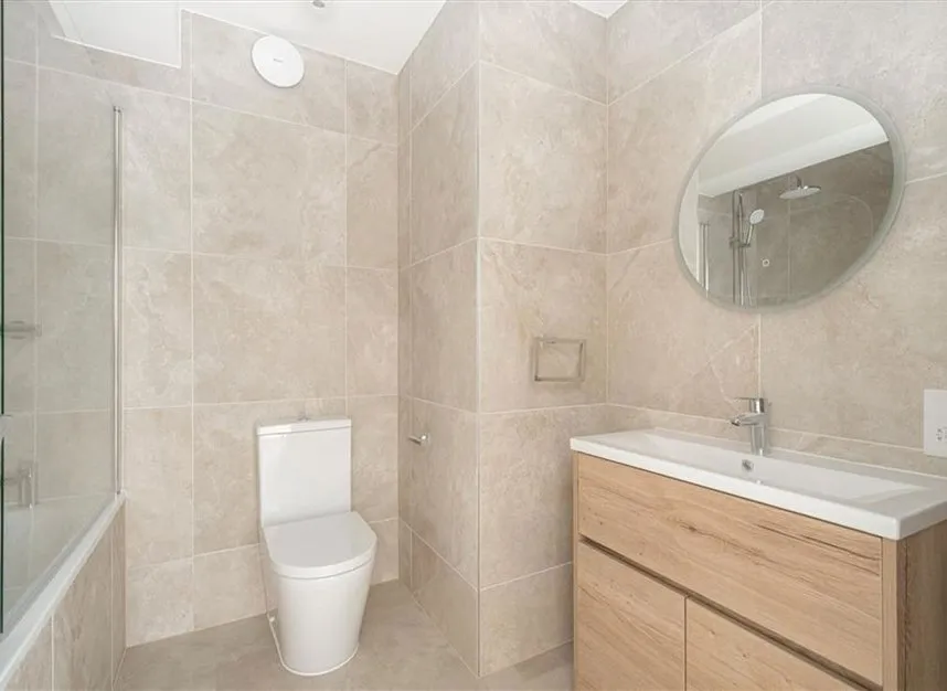 Elfin Grove, Teddington, TW11, photo 7
