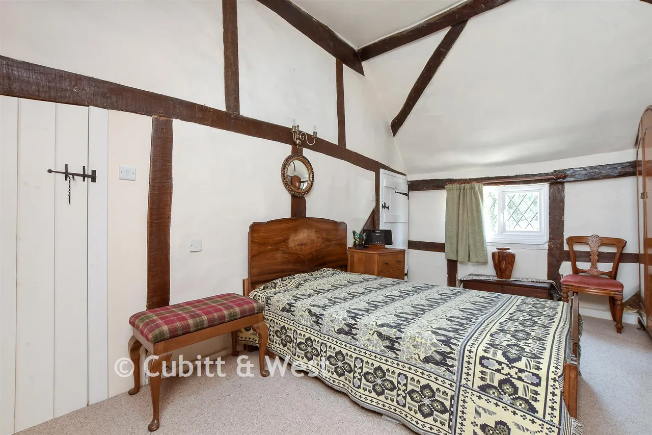 Guildford Road, Westcott, RH4, photo 14