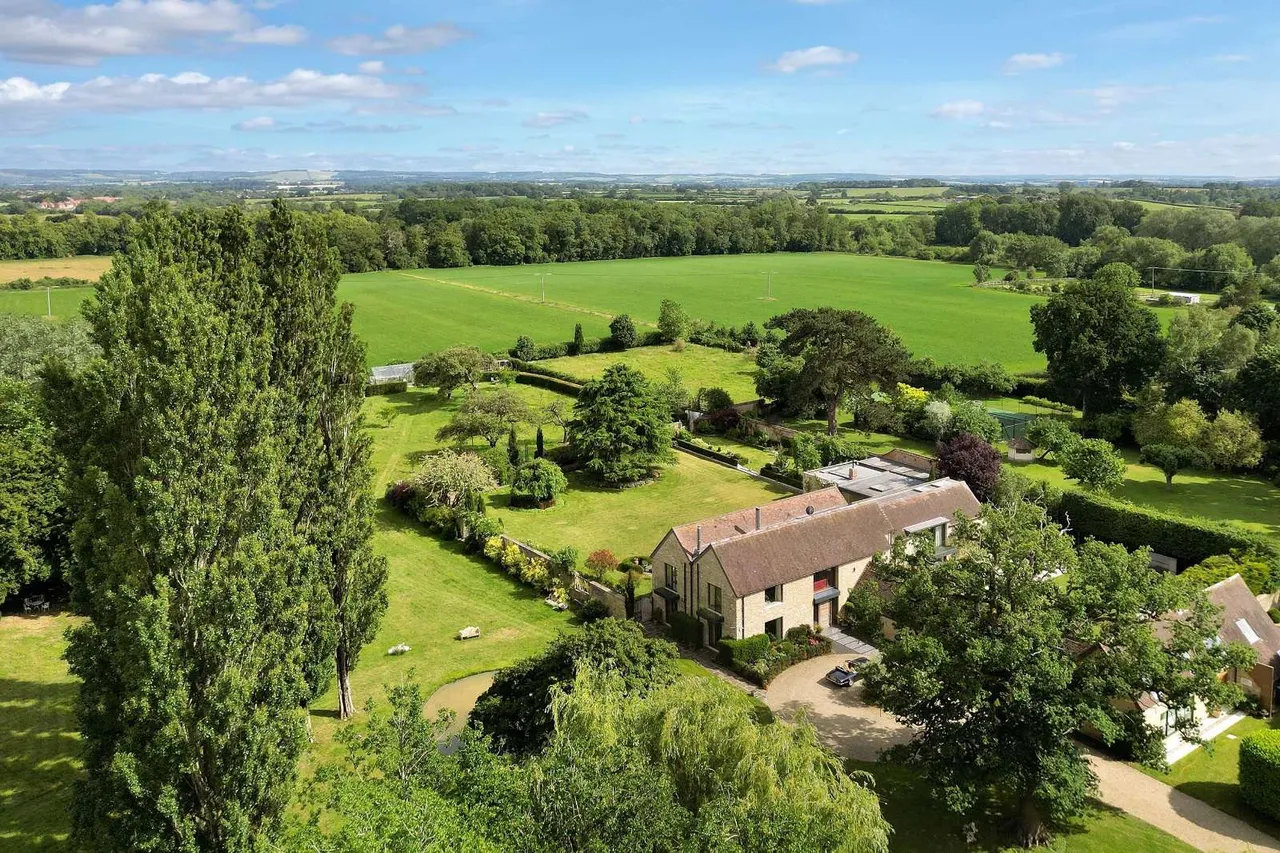The Green, Stadhampton, OX44, photo 2