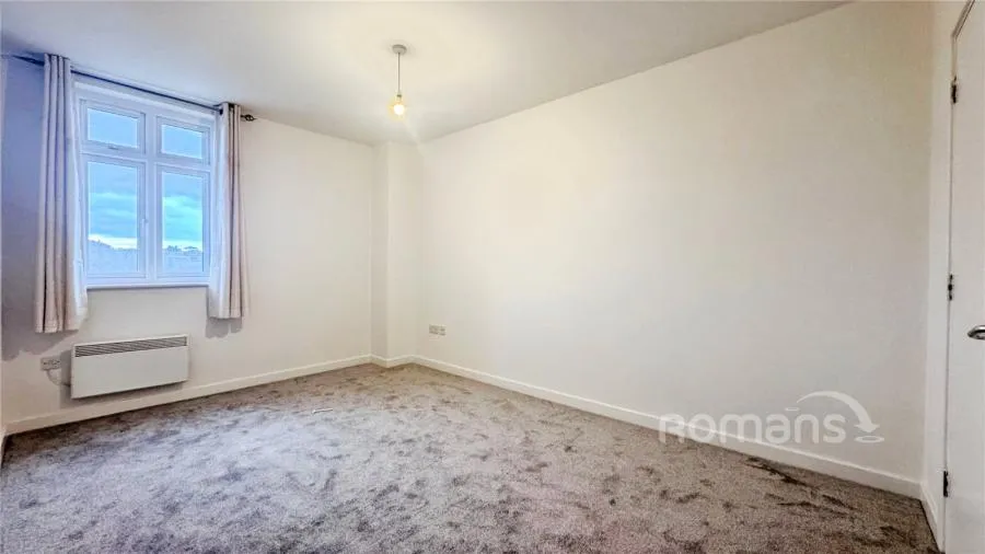 Station Road, Aldershot, GU11, photo 6