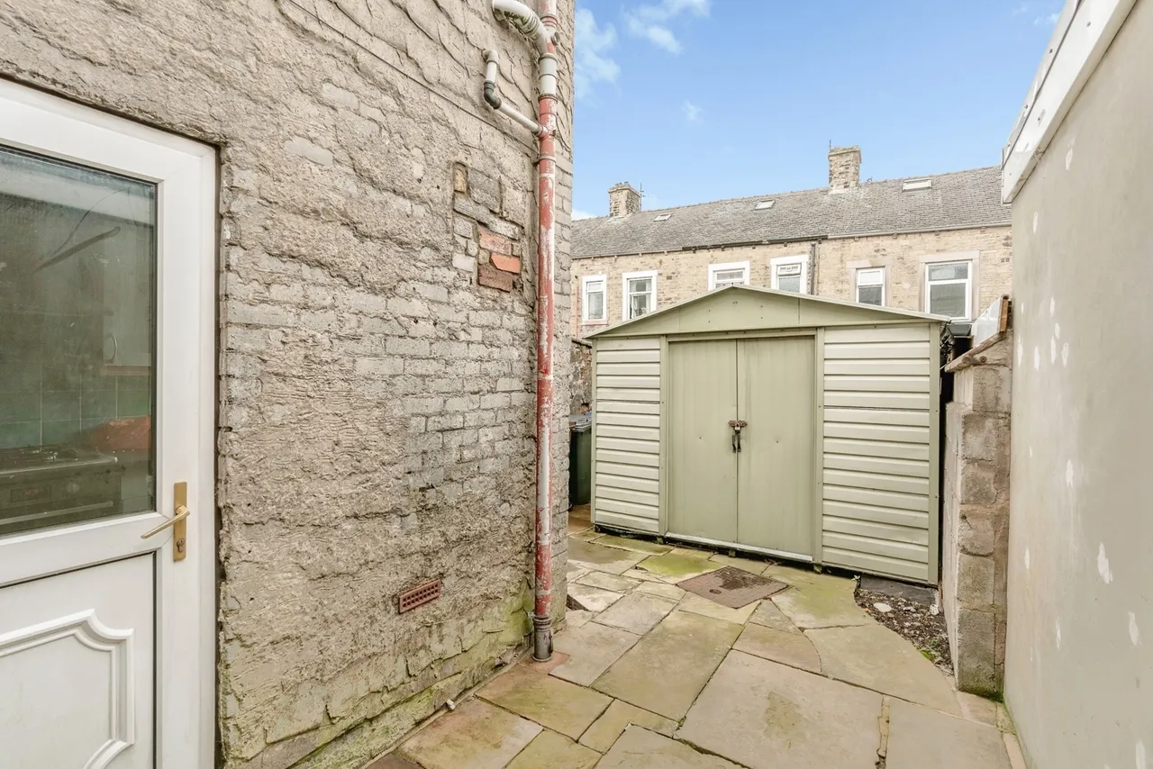 Cleveland Street, Colne, BB8, photo 17