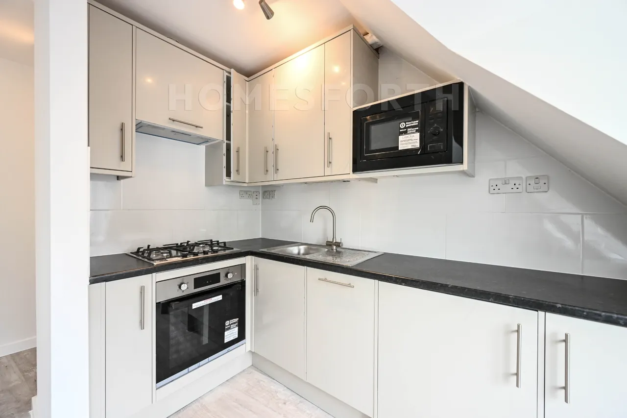 Catford Hill, Catford, SE6, photo 9