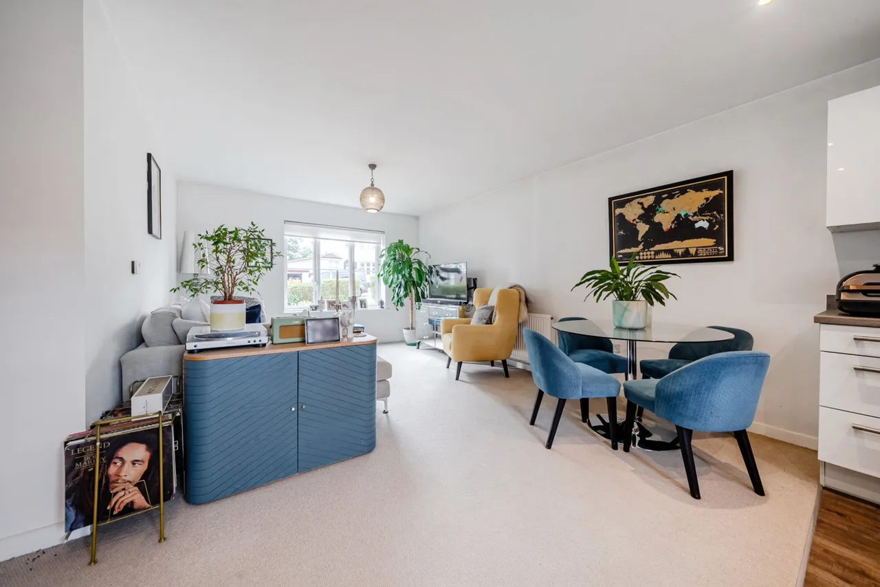Oaktree Gardens, SE9, photo 16