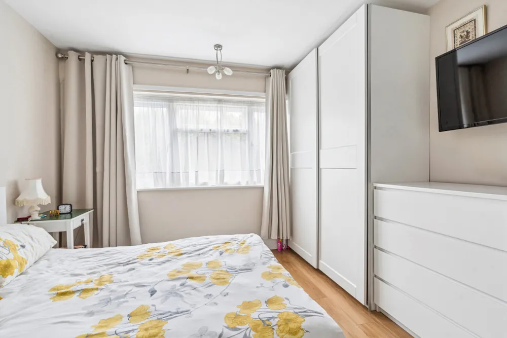 Northdown Close, Ruislip, HA4, photo 7