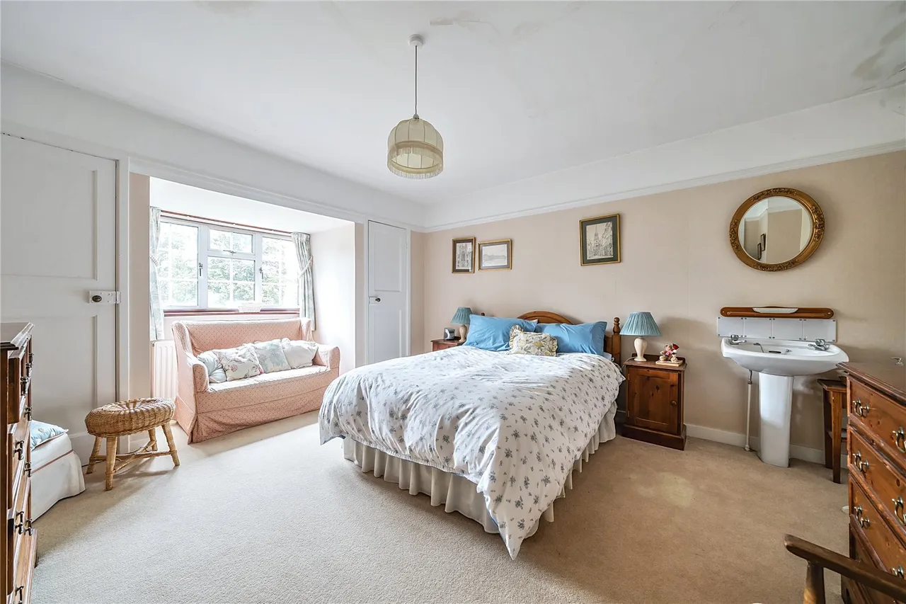 Bath Road, Marlborough, Wiltshire, SN8 1NN, photo 5