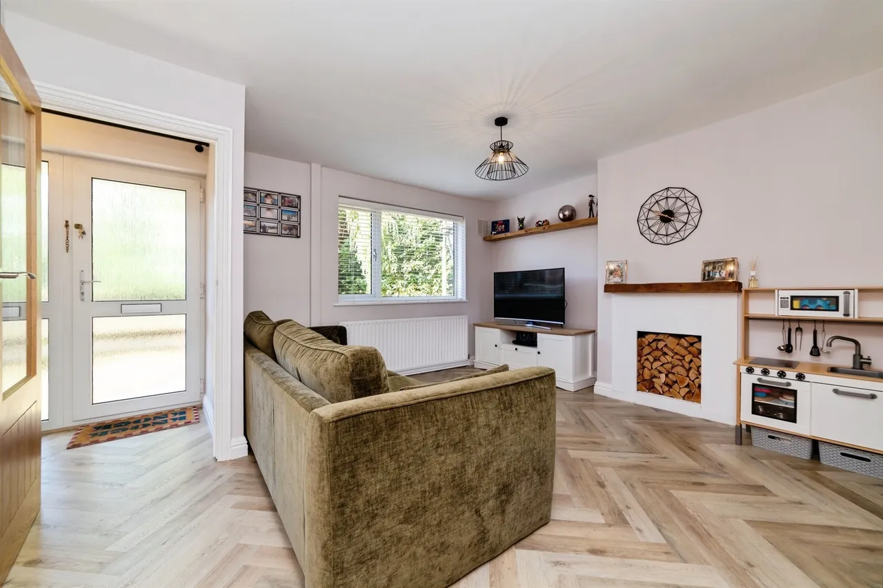 2 bed house for sale — Haymeads, Welwyn Garden City