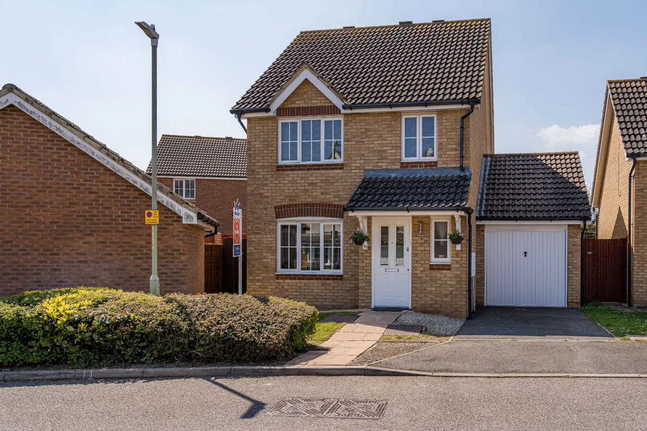 3 bed house to rent, Blackthorn Road, Canterbury, CT3