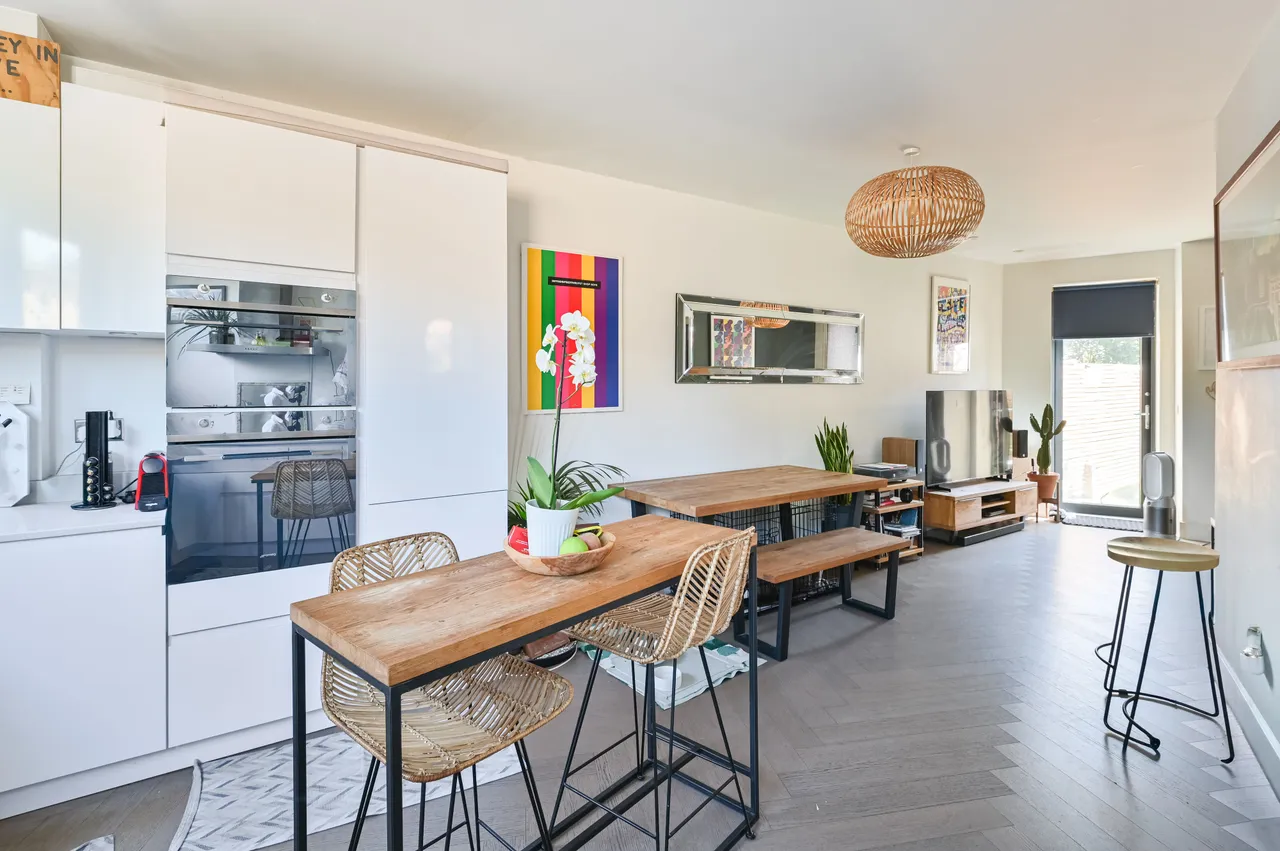 4 bed house for sale, London, SW2