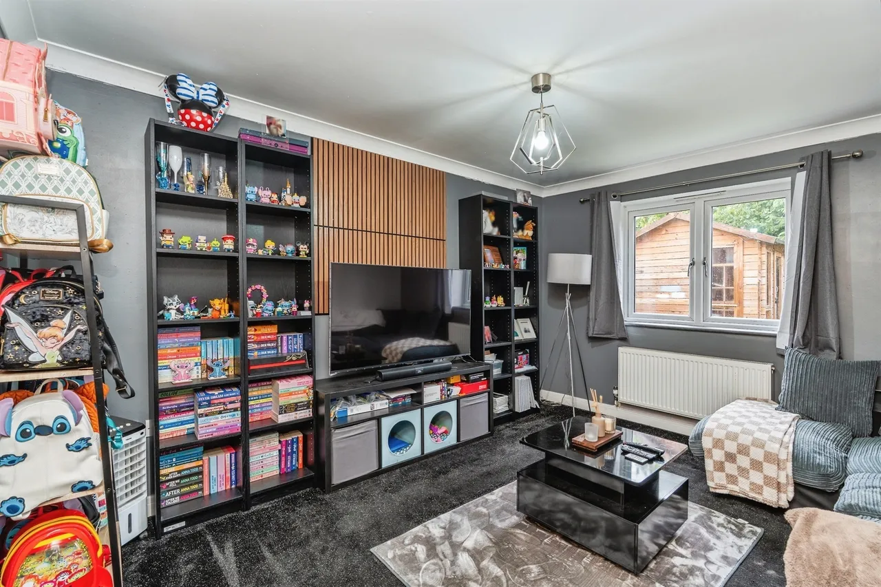 Winfrith Way, Nursling, SO16, photo 5