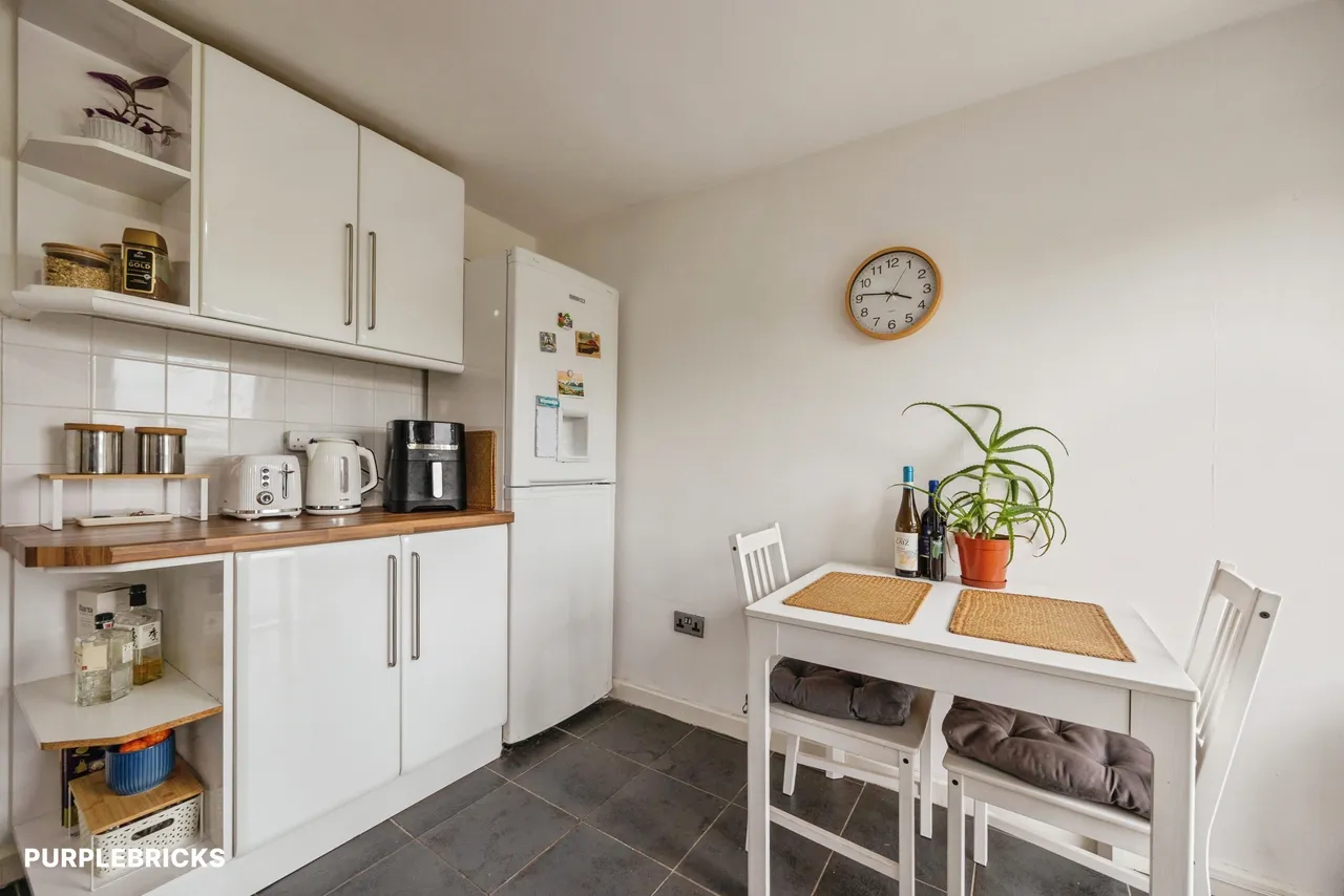 Barntongate Drive, Edinburgh, EH4, photo 9