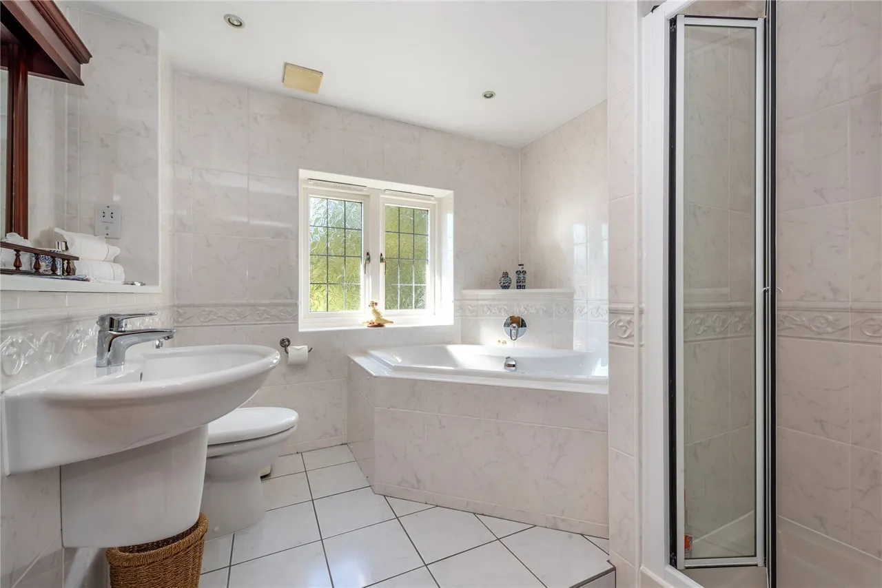 Rykens Lane, Betchworth, RH3, photo 12