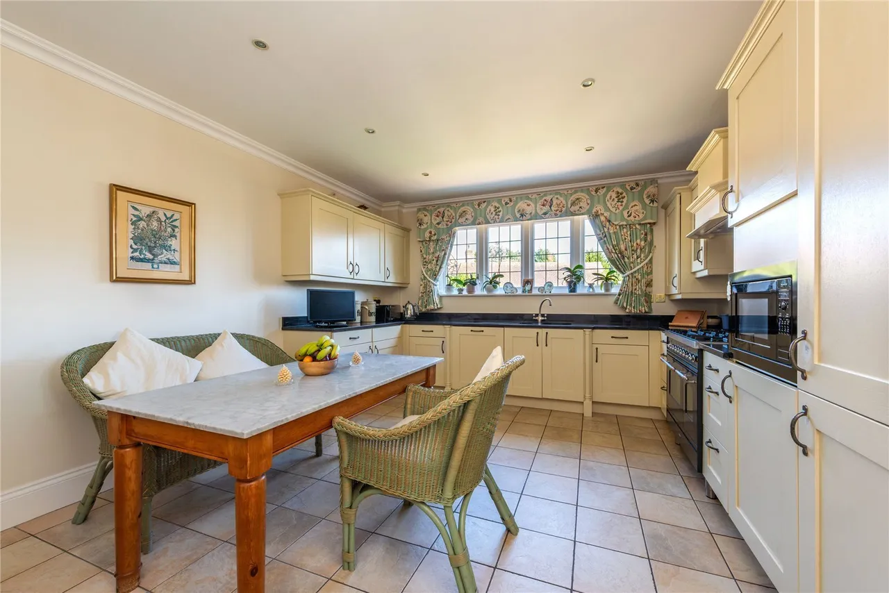 Rykens Lane, Betchworth, RH3, photo 10