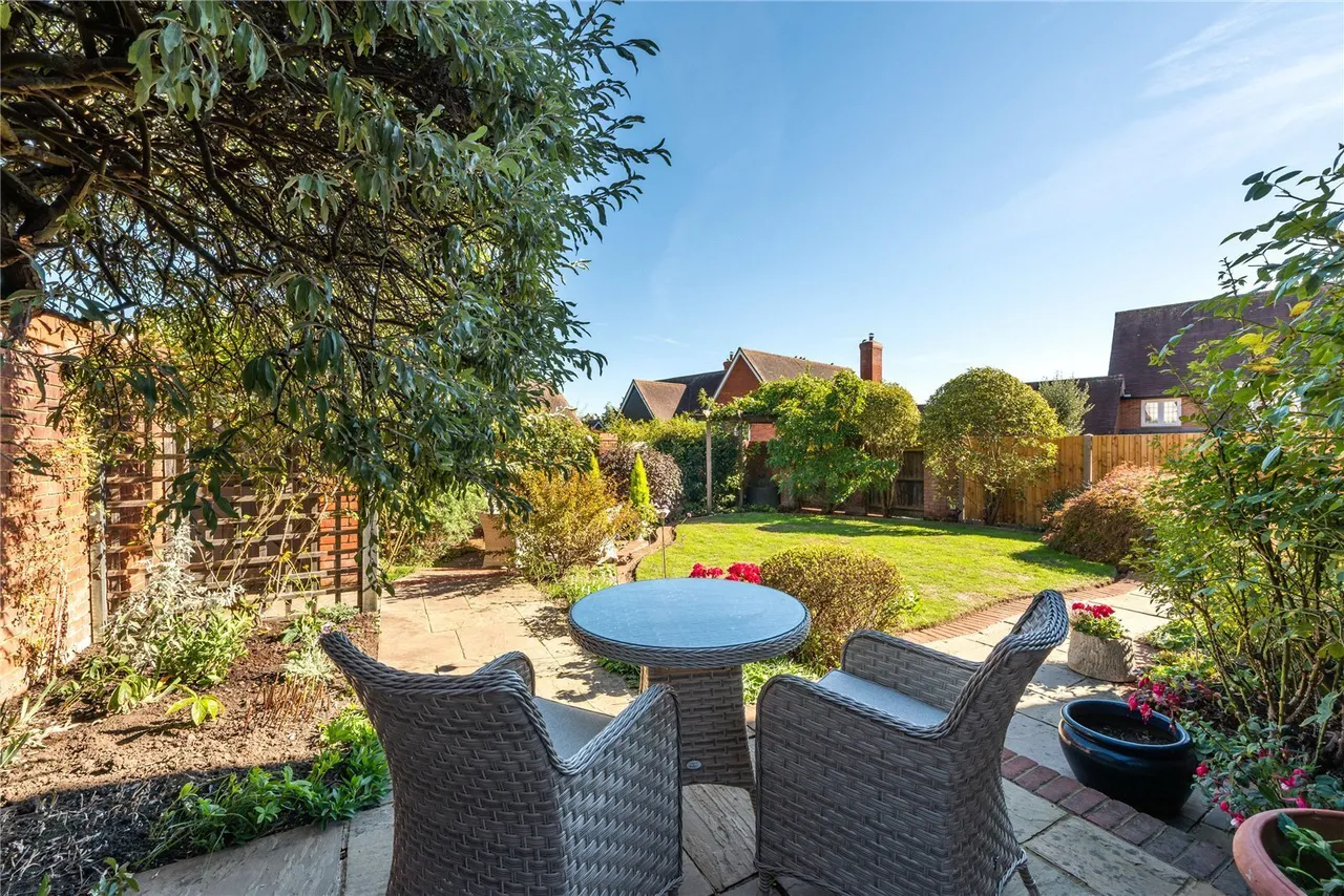 Rykens Lane, Betchworth, RH3, photo 15