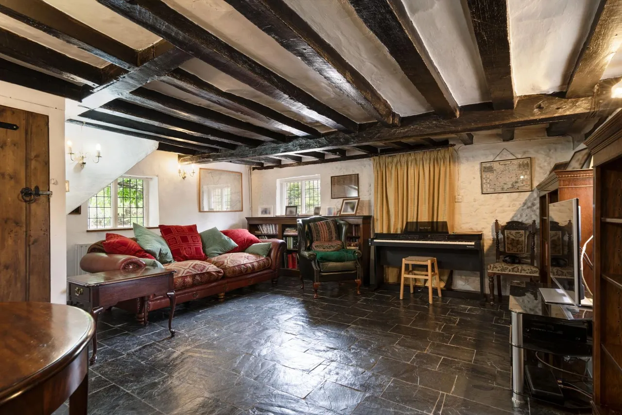 Slines Oak Road, Woldingham, CR3, photo 12