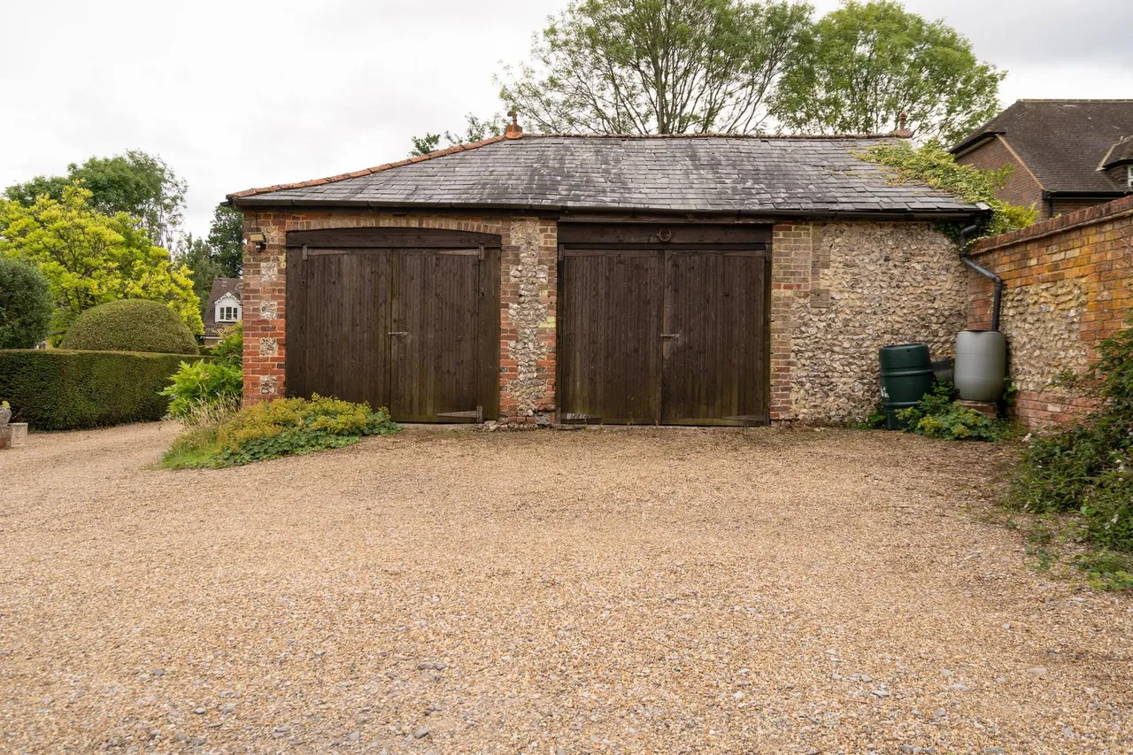 Slines Oak Road, Woldingham, CR3, photo 37
