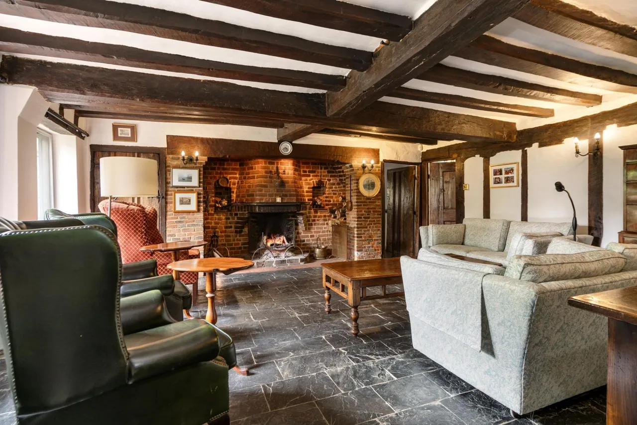 Slines Oak Road, Woldingham, CR3, photo 6