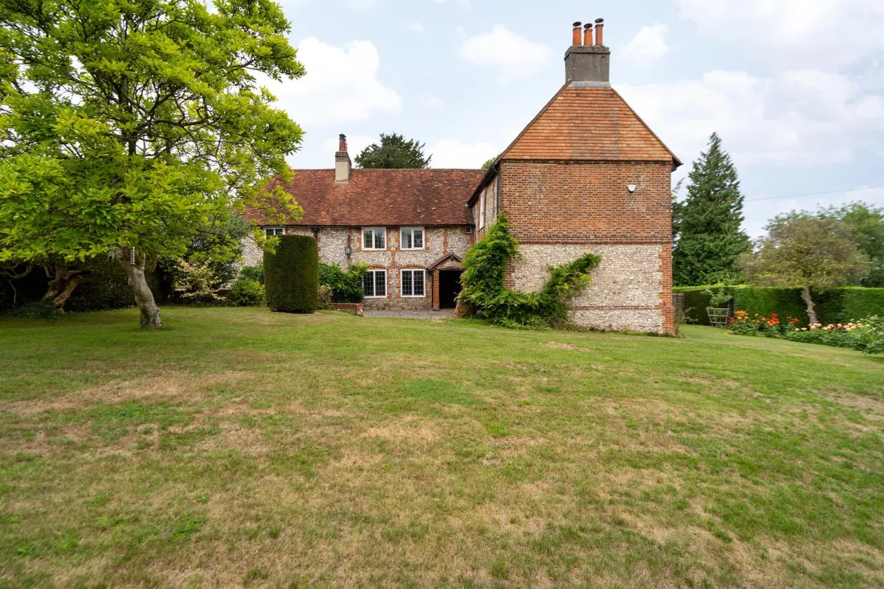 5 bed house for sale, Slines Oak Road, Woldingham, CR3