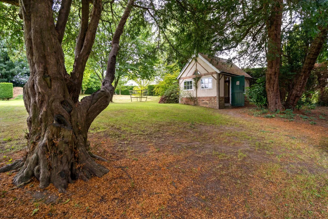 Slines Oak Road, Woldingham, CR3, photo 47