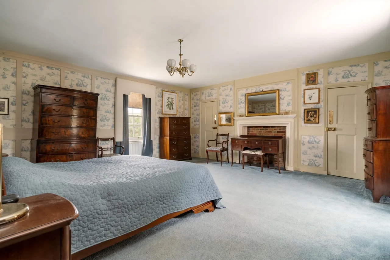 Slines Oak Road, Woldingham, CR3, photo 15