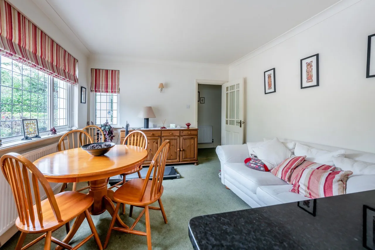 West Close, Middleton-on-Sea, West Sussex, PO22 7RP, photo 11