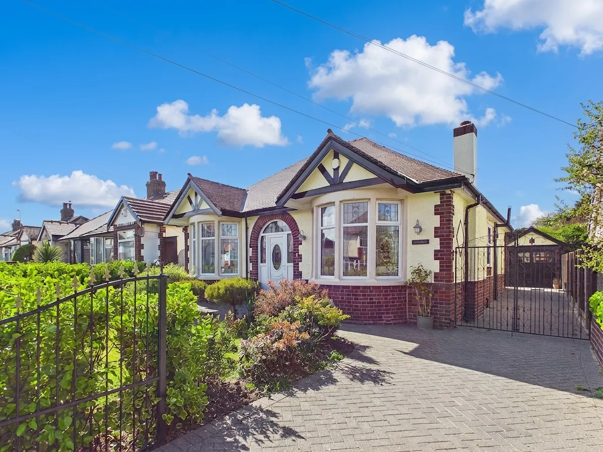 Bryning Avenue, Bispham, FY2, photo 5