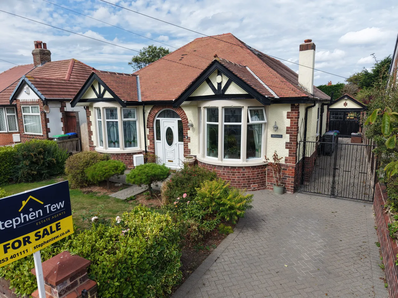 Bryning Avenue, Bispham, FY2, photo 10