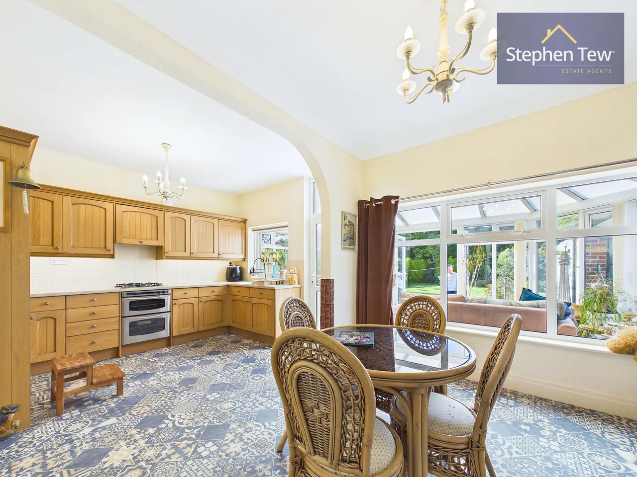 Bryning Avenue, Bispham, FY2, photo 3