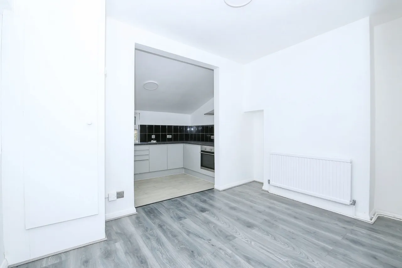 Burghley Road, Peterborough, Cambridgeshire, PE1, photo 2