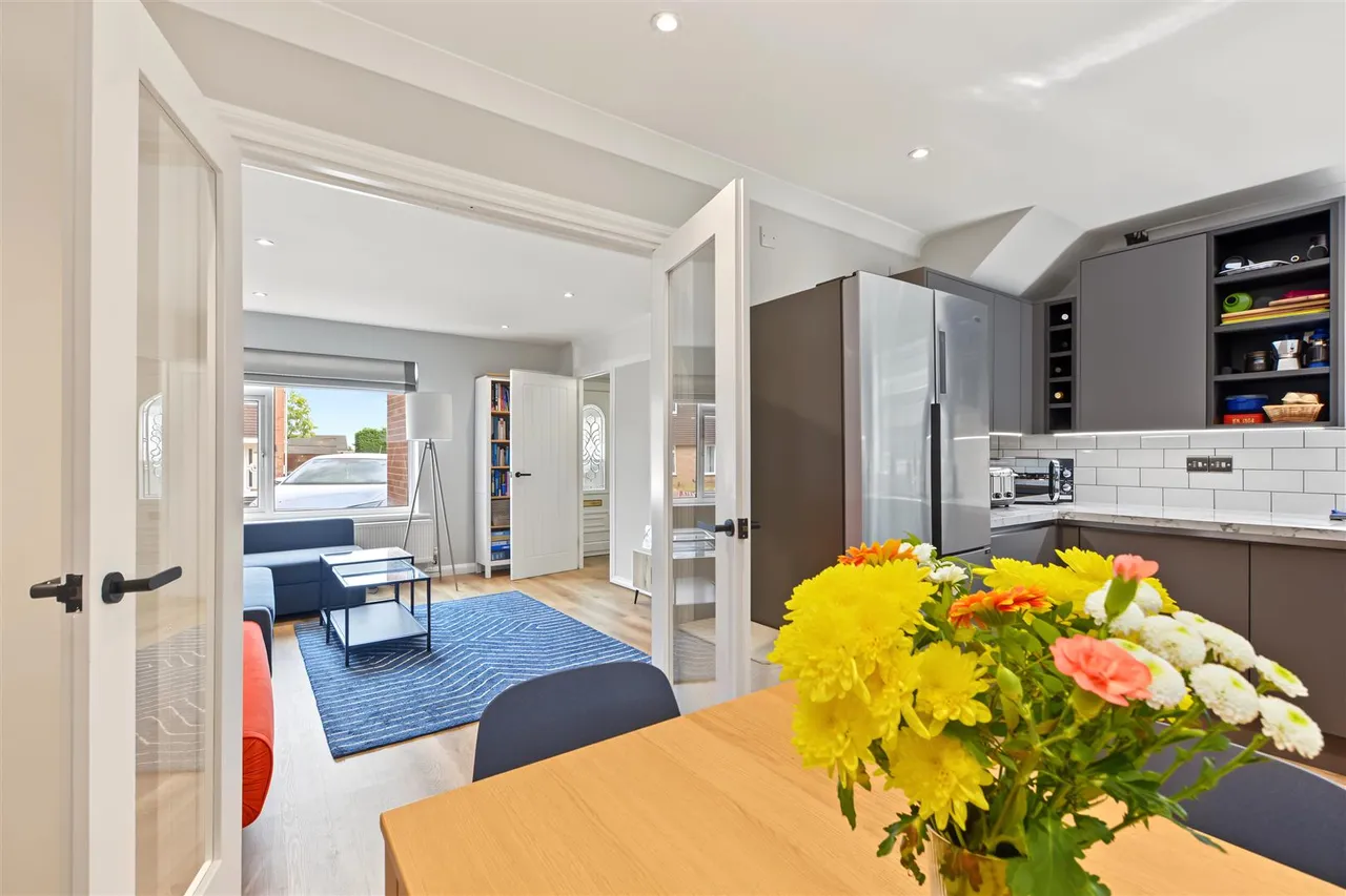 Latimer Drive, Bramcote, NG9, photo 5