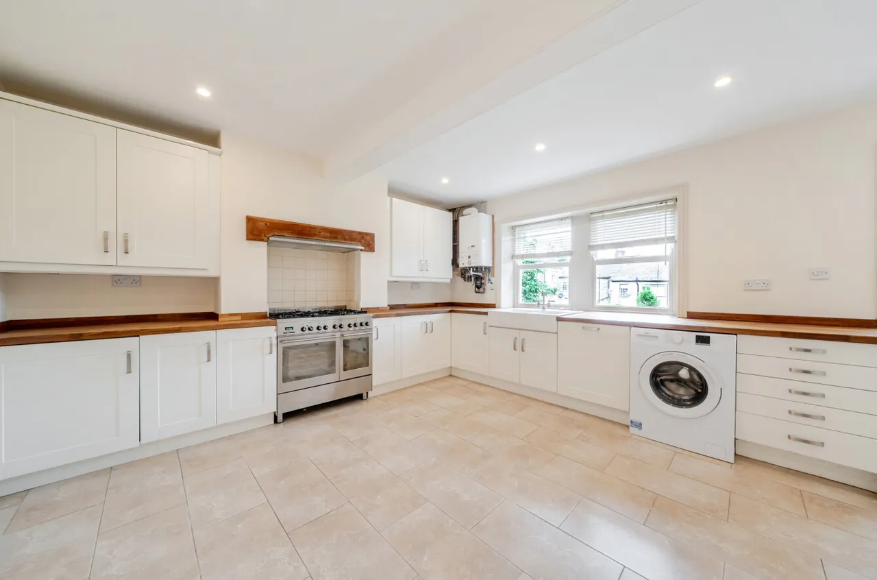 Thornhill Street, Calverley, LS28, photo 4