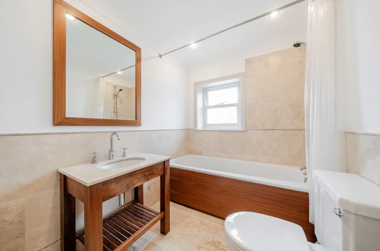 Thornhill Street, Calverley, LS28, photo 7