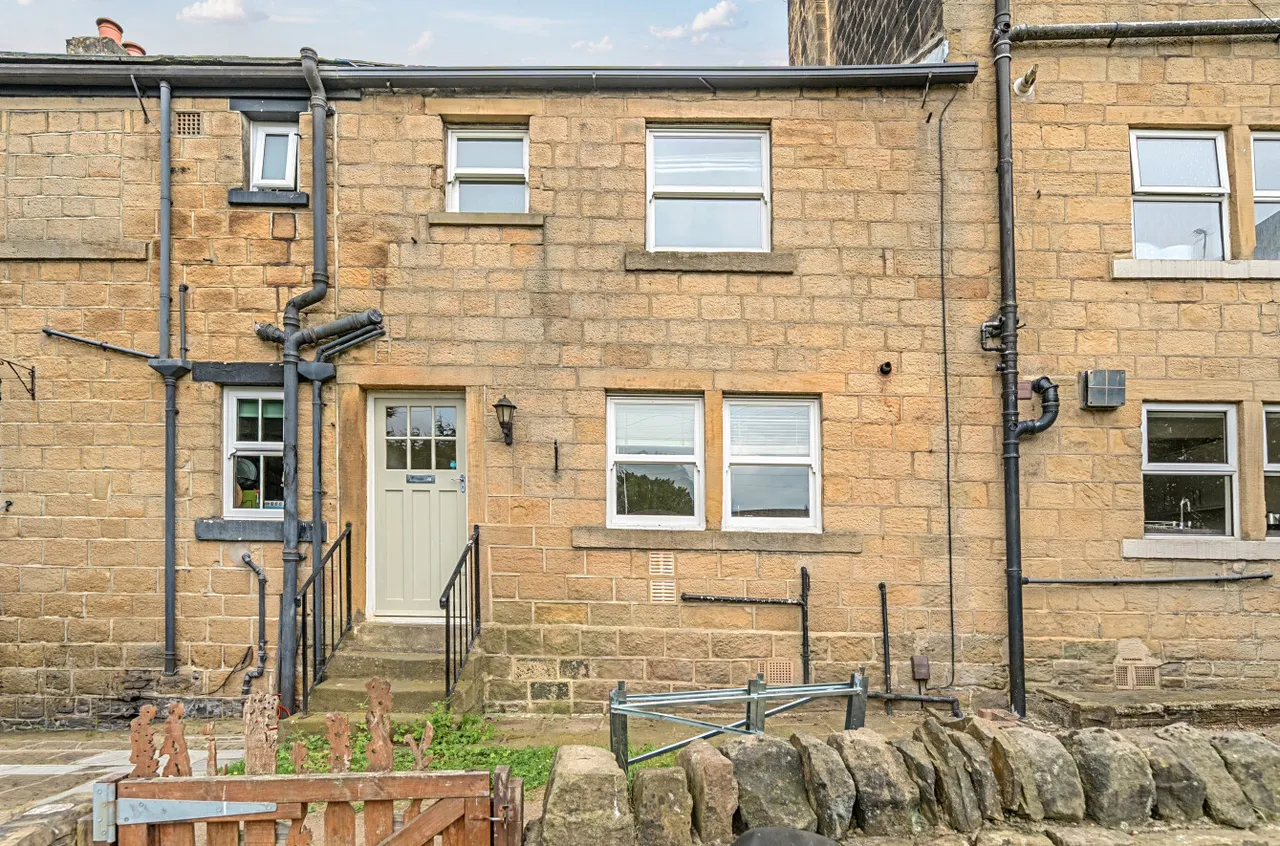 Thornhill Street, Calverley, LS28, photo 12