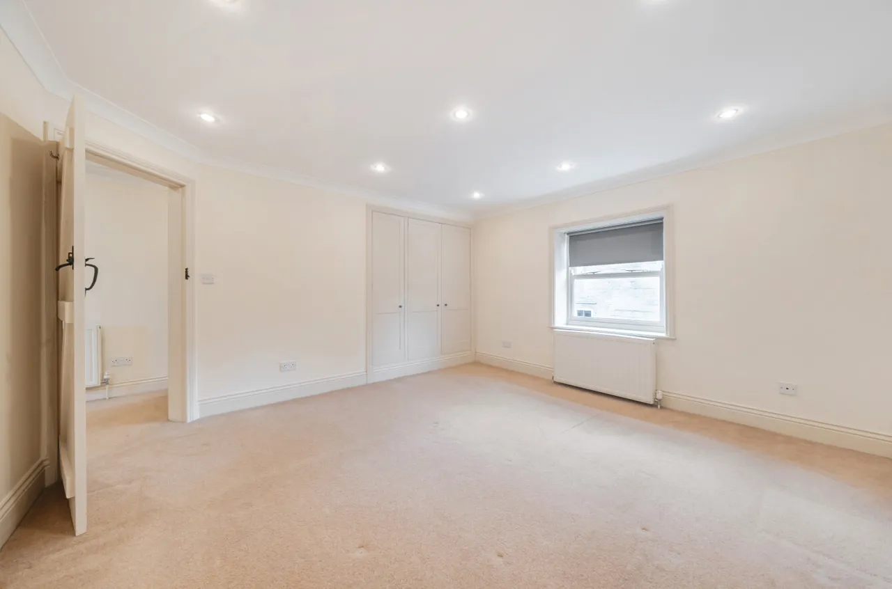 Thornhill Street, Calverley, LS28, photo 5