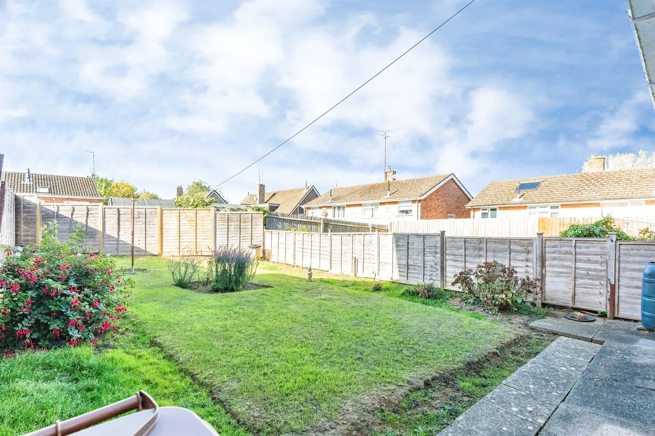 Roche Way, Wellingborough, NN8, photo 14