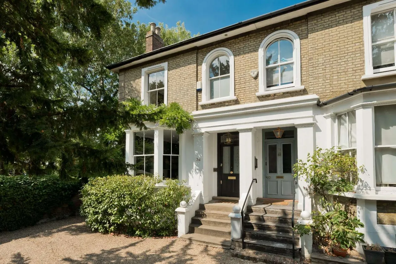 4 bed house for sale — Weston Park, Thames Ditton, Surrey, KT7 0HL