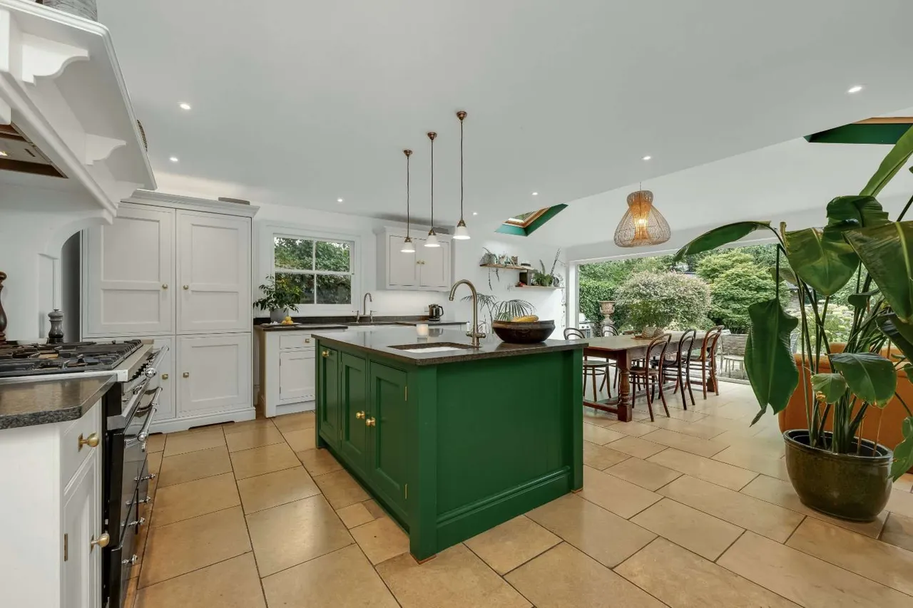 Weston Park, Thames Ditton, Surrey, KT7 0HL, photo 9
