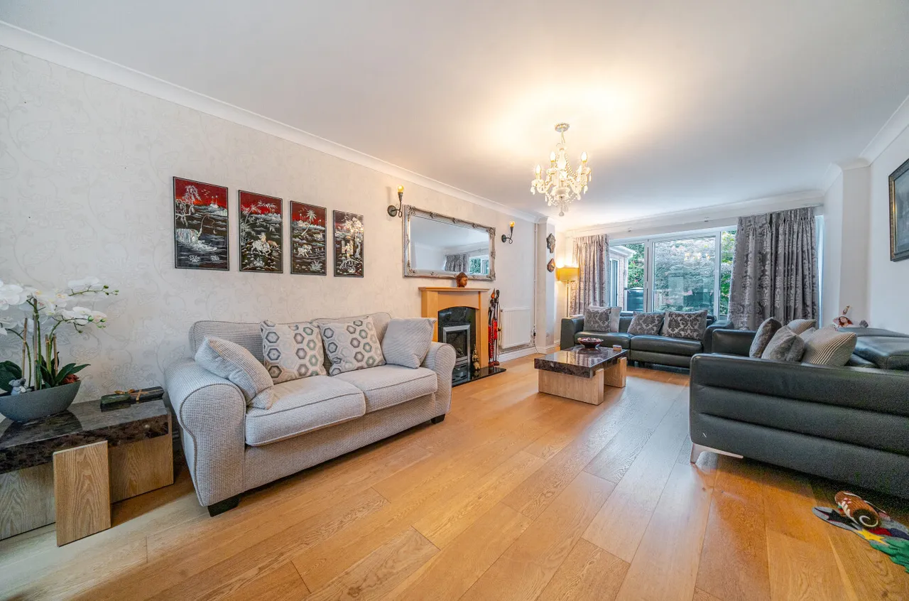 Springfield Road, Camberley, Surrey, GU15 1AB, photo 2