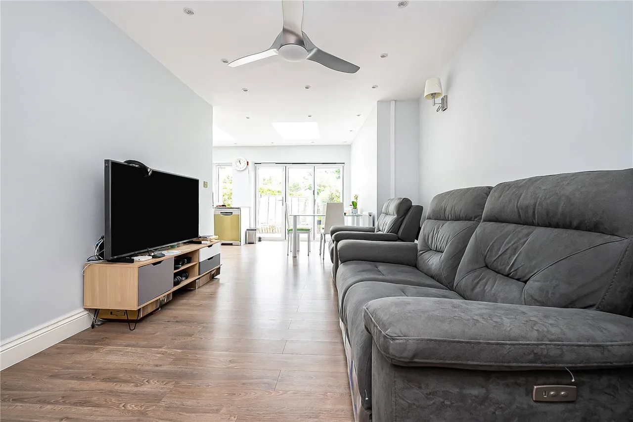 Beech Way, Twickenham, TW2, photo 6