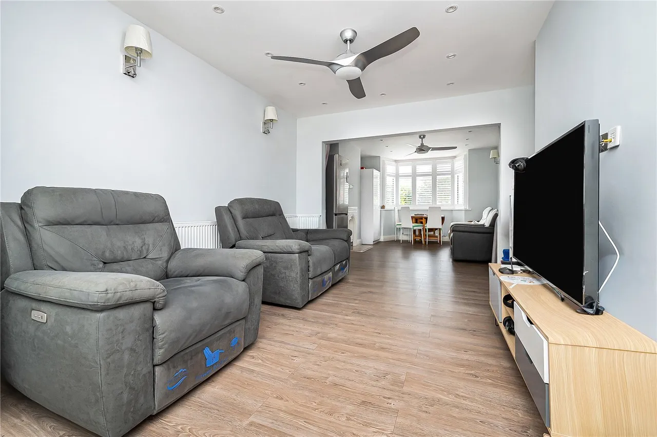 Beech Way, Twickenham, TW2, photo 5