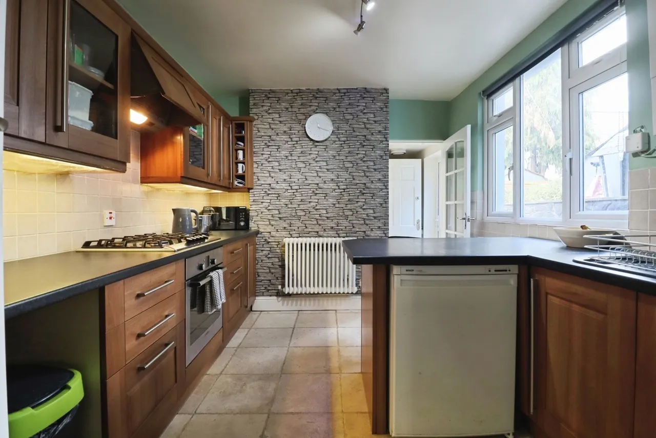 Mackintosh Place, Cardiff, CF24, photo 11