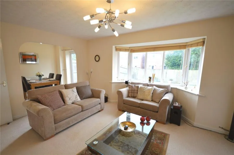 Enbourne Drive, Pontprennau, CF23, photo 3