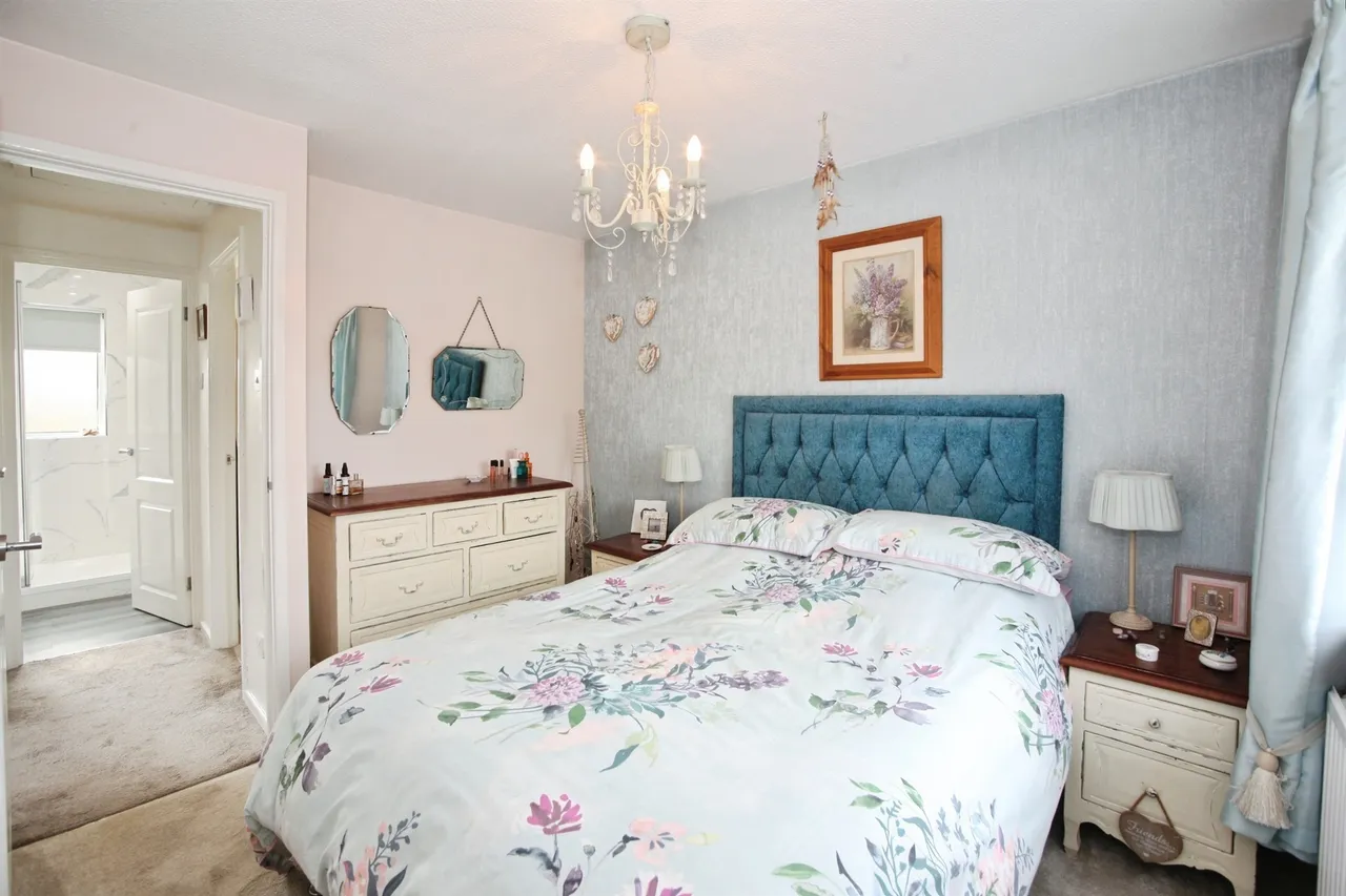 Pine Court Pontypridd, CF38, photo 5